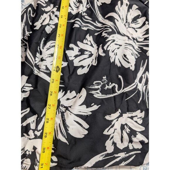 Beach Belle NWT Skirted One Piece Swimsuit 16 Built-in Bra Floral Tropical Beach - Picture 4 of 9